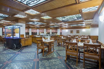 Pokhara Grande