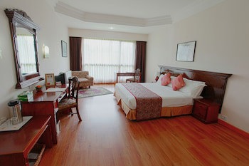 Pokhara Grande