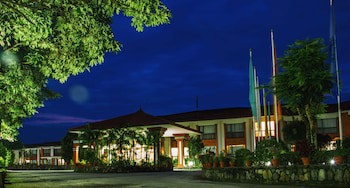 Pokhara Grande