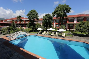Pokhara Grande