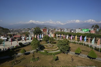 Pokhara Grande