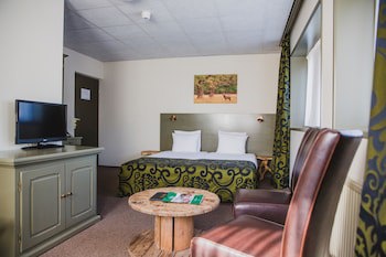 Hotel, Sportsbar & Brasserie Dorhout Mees