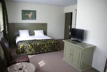 Hotel, Sportsbar & Brasserie Dorhout Mees