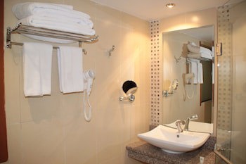 Best Western Plus Meridian Hotel