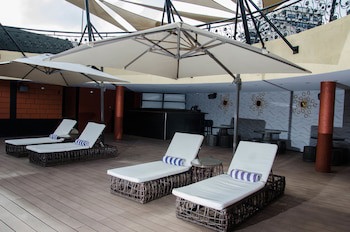 Best Western Plus Meridian Hotel