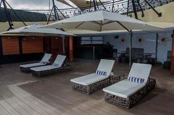 Best Western Plus Meridian Hotel