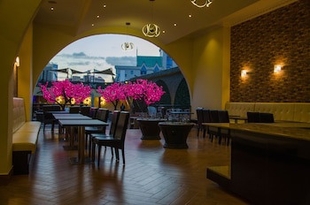Best Western Plus Meridian Hotel