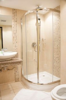 Best Western Plus Meridian Hotel