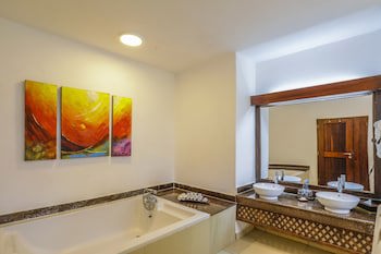 Royal Zanzibar Beach Resort All Inclusive