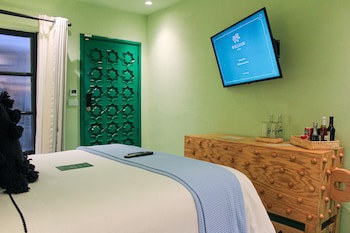 Hotel Emilia Castillo