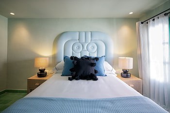 Hotel Emilia Castillo