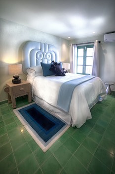 Hotel Emilia Castillo