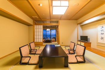 Satoyu Mukashibanashi Yuzanso Ryokan