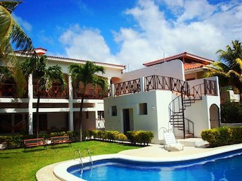 Hc Liri Hotel