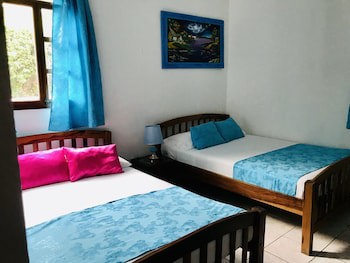 Hc Liri Hotel