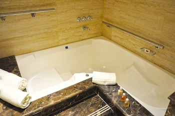 Amerian Hotel Casino Carlos V