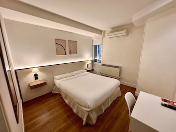 Far Home Gran Via