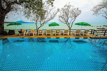 Bhundhari Chaweng Beach Resort Koh Samui