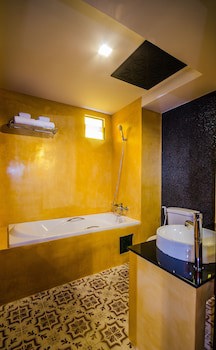 Bhundhari Chaweng Beach Resort Koh Samui