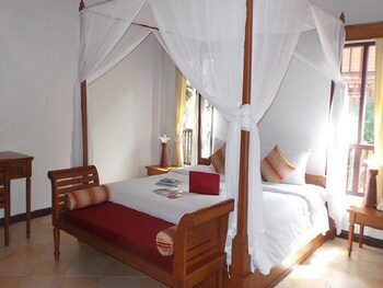 Bhundhari Chaweng Beach Resort Koh Samui