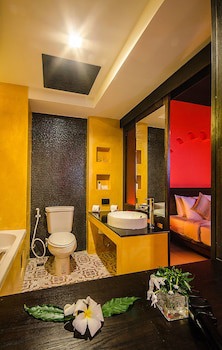 Bhundhari Chaweng Beach Resort Koh Samui
