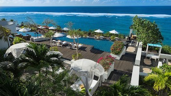 Samabe Bali Suites & Villas
