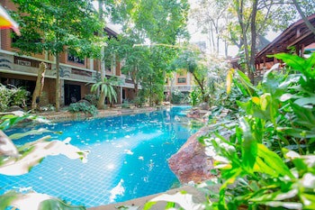 100 Islands Resort & Spa