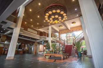 100 Islands Resort & Spa