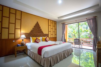 100 Islands Resort & Spa