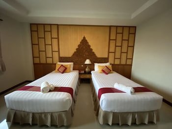 100 Islands Resort & Spa