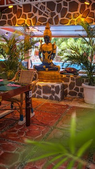 Deep Forest Garden Hotel