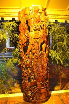 Deep Forest Garden Hotel