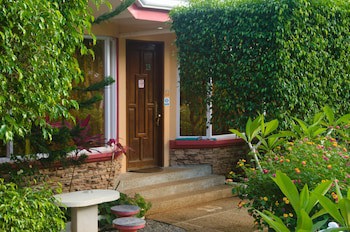 Deep Forest Garden Hotel