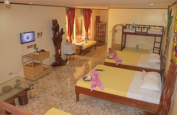 Deep Forest Garden Hotel