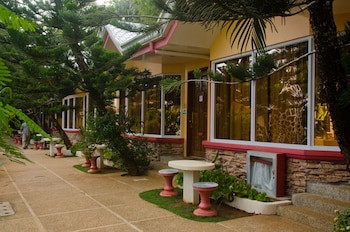 Deep Forest Garden Hotel