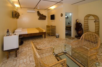 Deep Forest Garden Hotel