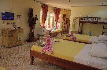 Deep Forest Garden Hotel