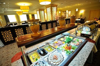 Grand Hotel Tien Shan