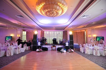 Grand Hotel Tien Shan