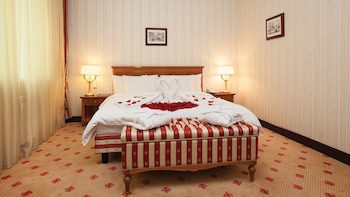 Grand Hotel Tien Shan