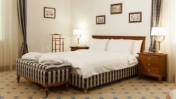 Grand Hotel Tien Shan