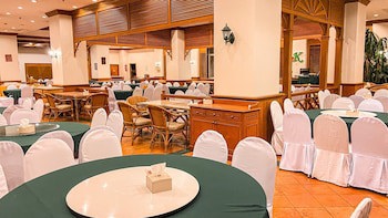 K Park Grand Hotel