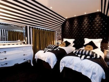 Five Star Stays