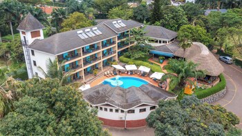 Dolphin Suites