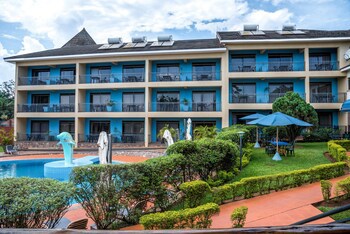 Dolphin Suites
