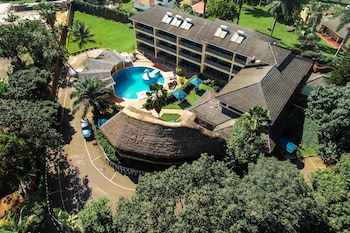 Dolphin Suites