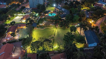 Dolphin Suites