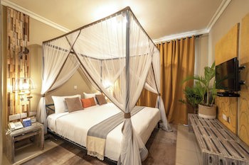 Dolphin Suites