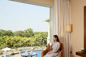 Courtyard By Marriott Kochi Airport