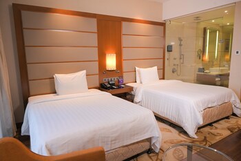 Courtyard By Marriott Kochi Airport